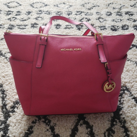 Michael Kors Handbags - ***Rare find*** Hot Pink Michael Kors Tote